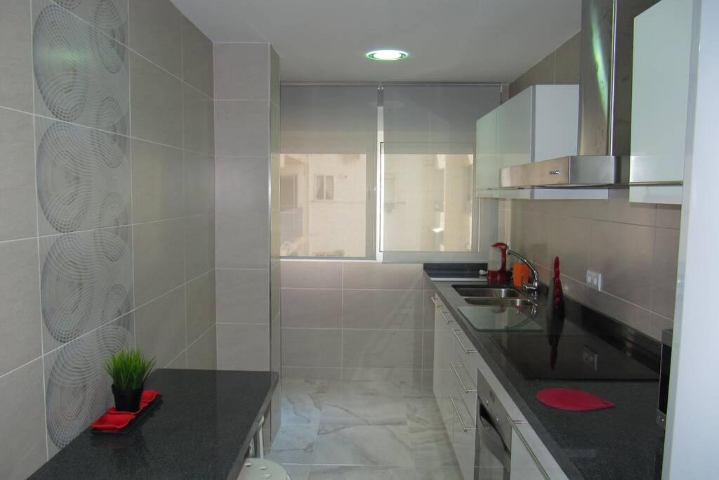 Piso Con Estilo Cerca De La Playa Apartment *